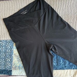 American Eagle Lightweight Everything Legging 7/8